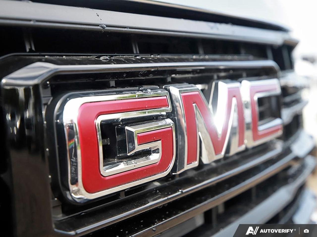 2026 GMC SIERRA 2500HD Crew Cab Standard Box 4-Wheel Drive Pro Photo