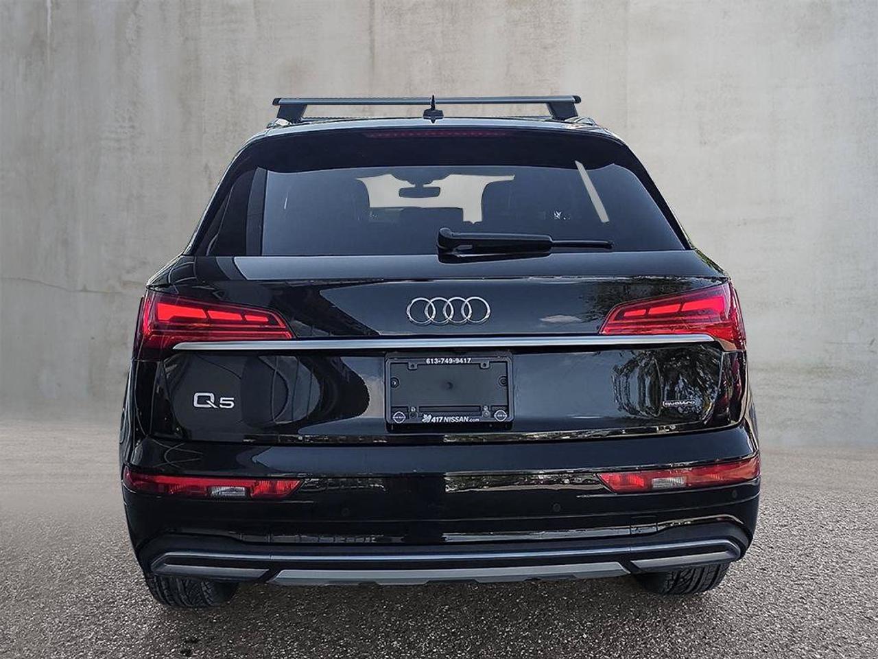 2024 Audi Q5 Komfort | Wireless Apple Car Play | Heated Seats | Photo