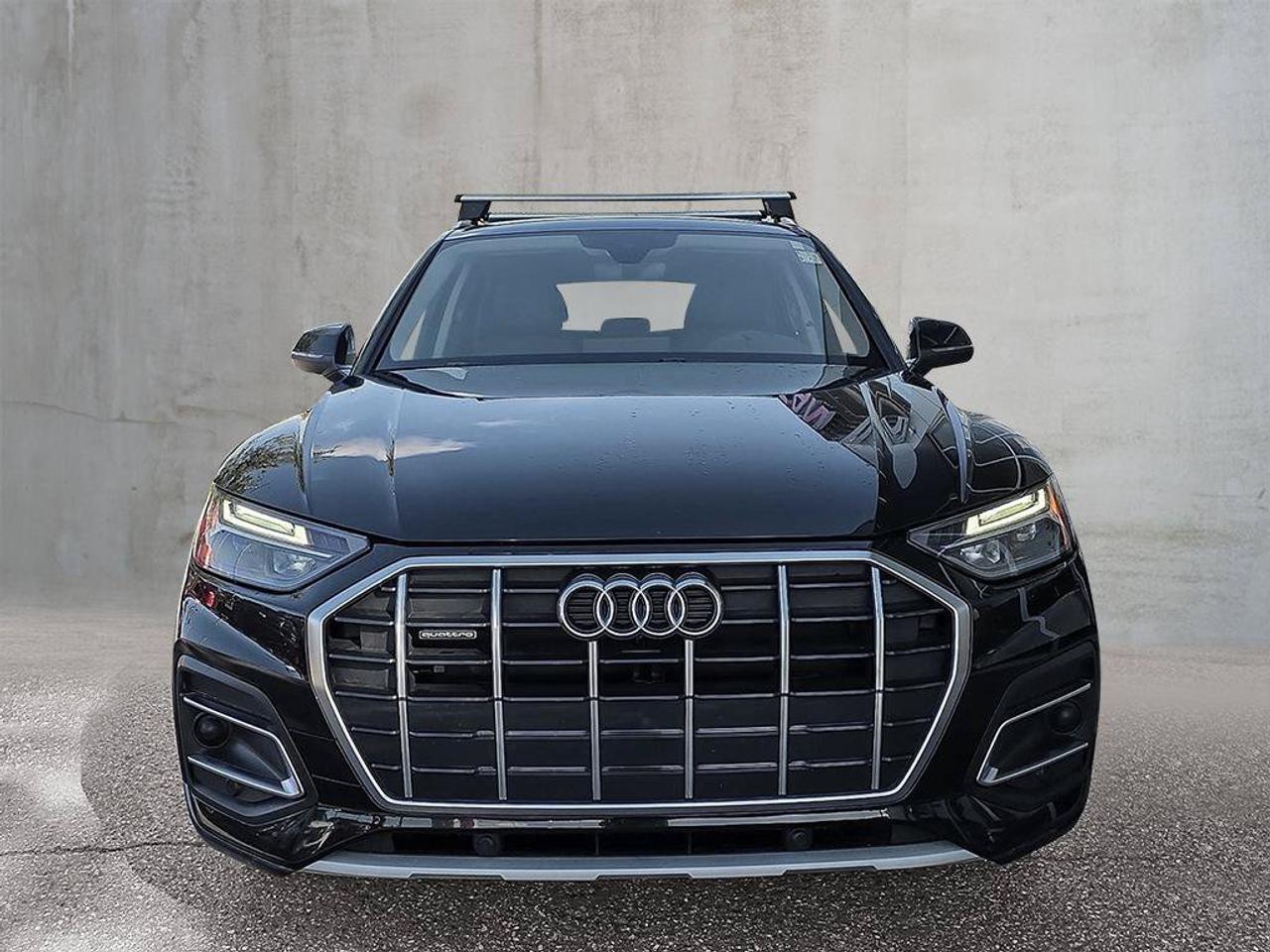2024 Audi Q5 Komfort | Wireless Apple Car Play | Heated Seats | Photo