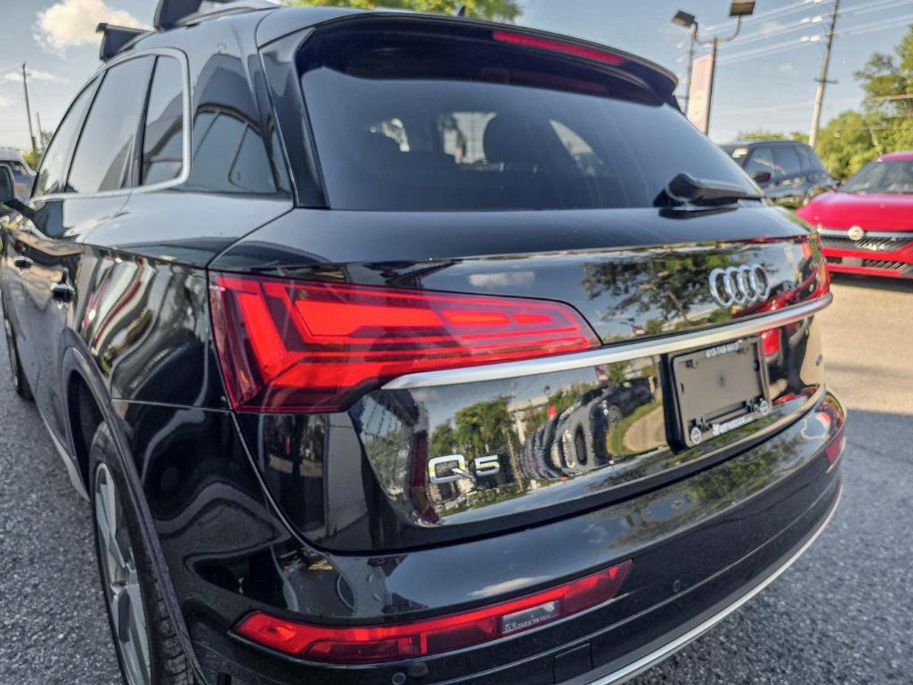 2024 Audi Q5 Komfort | Wireless Apple Car Play | Heated Seats | Photo