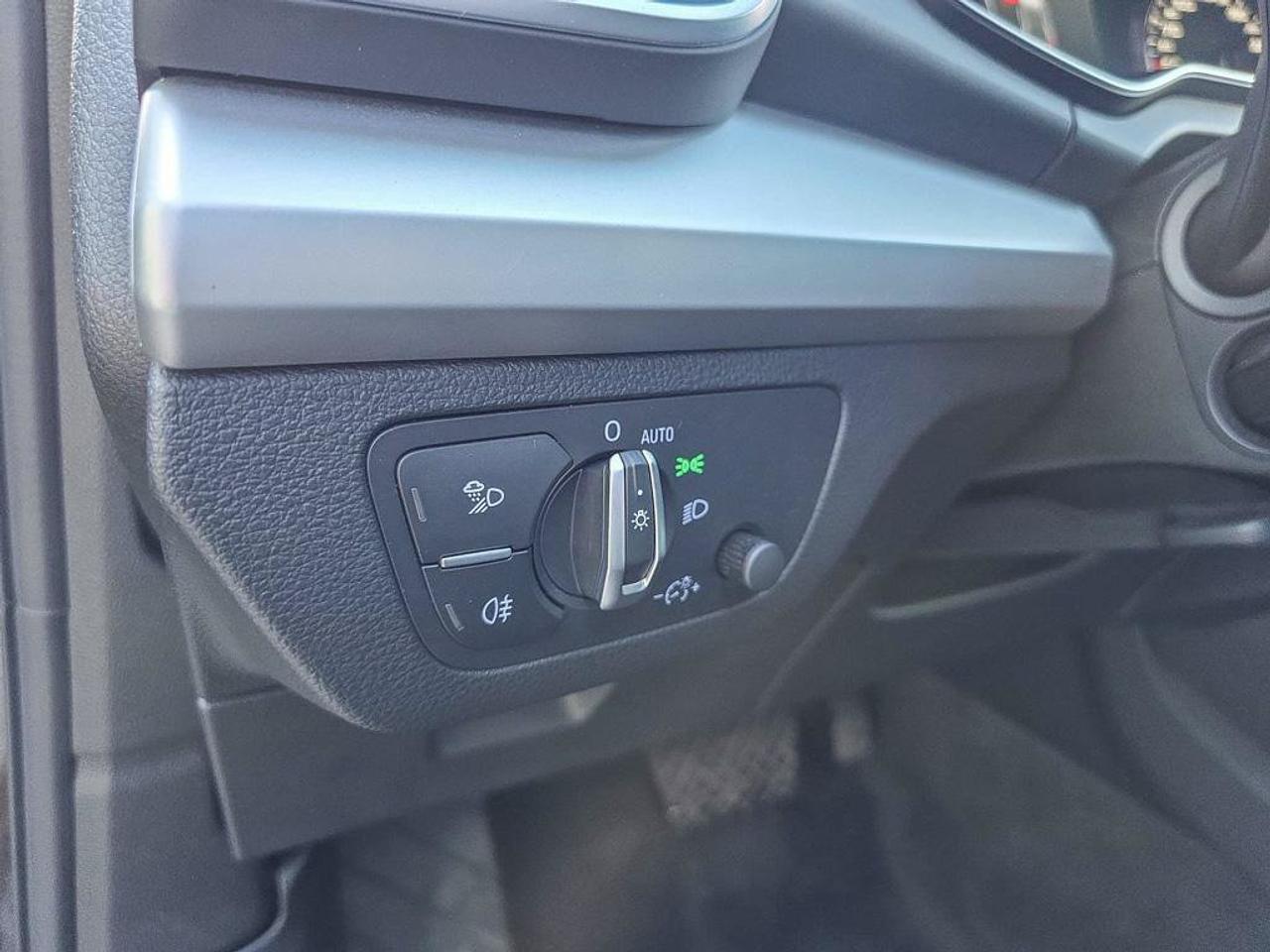 2024 Audi Q5 Komfort | Wireless Apple Car Play | Heated Seats | Photo