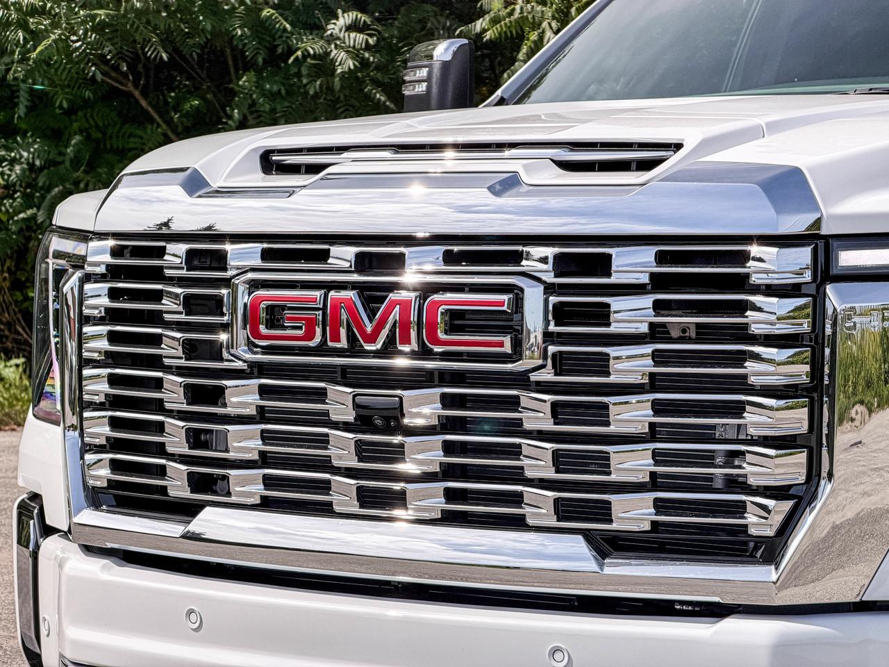 2026 GMC SIERRA 2500HD DENALI Photo