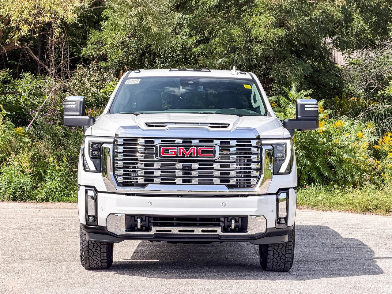 2026 GMC SIERRA 2500HD DENALI Photo