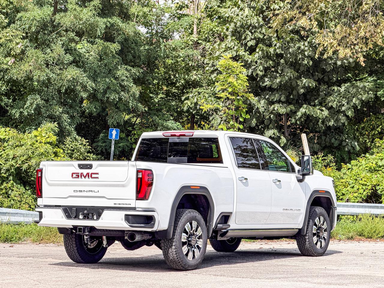2026 GMC SIERRA 2500HD DENALI Photo