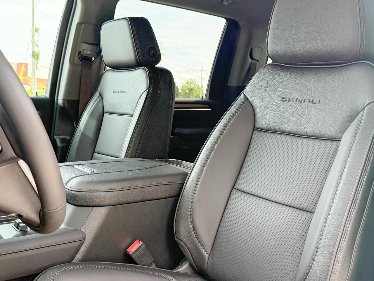 2026 GMC SIERRA 2500HD DENALI Photo