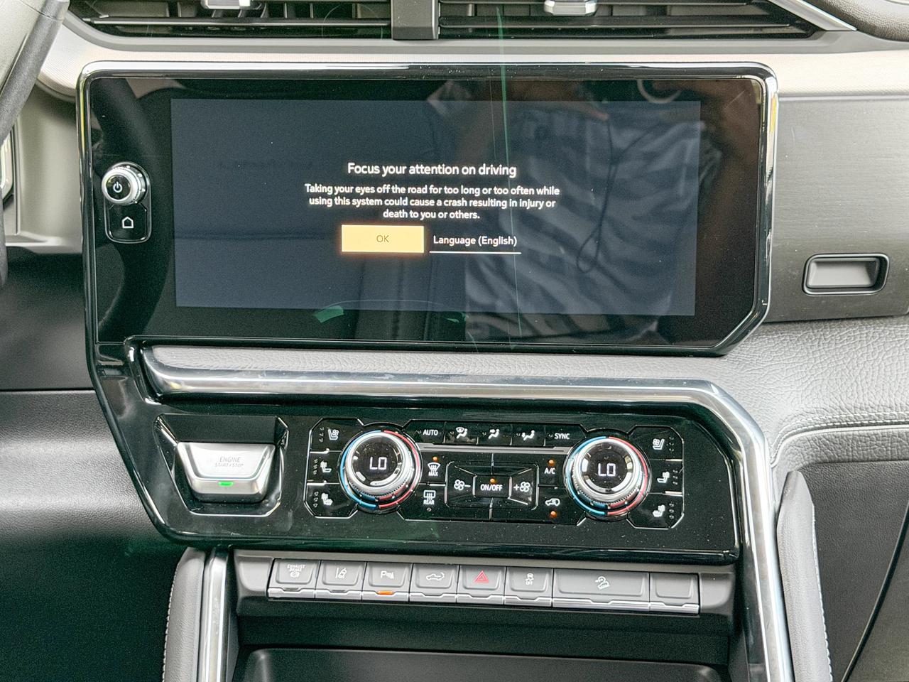 2026 GMC SIERRA 2500HD DENALI Photo