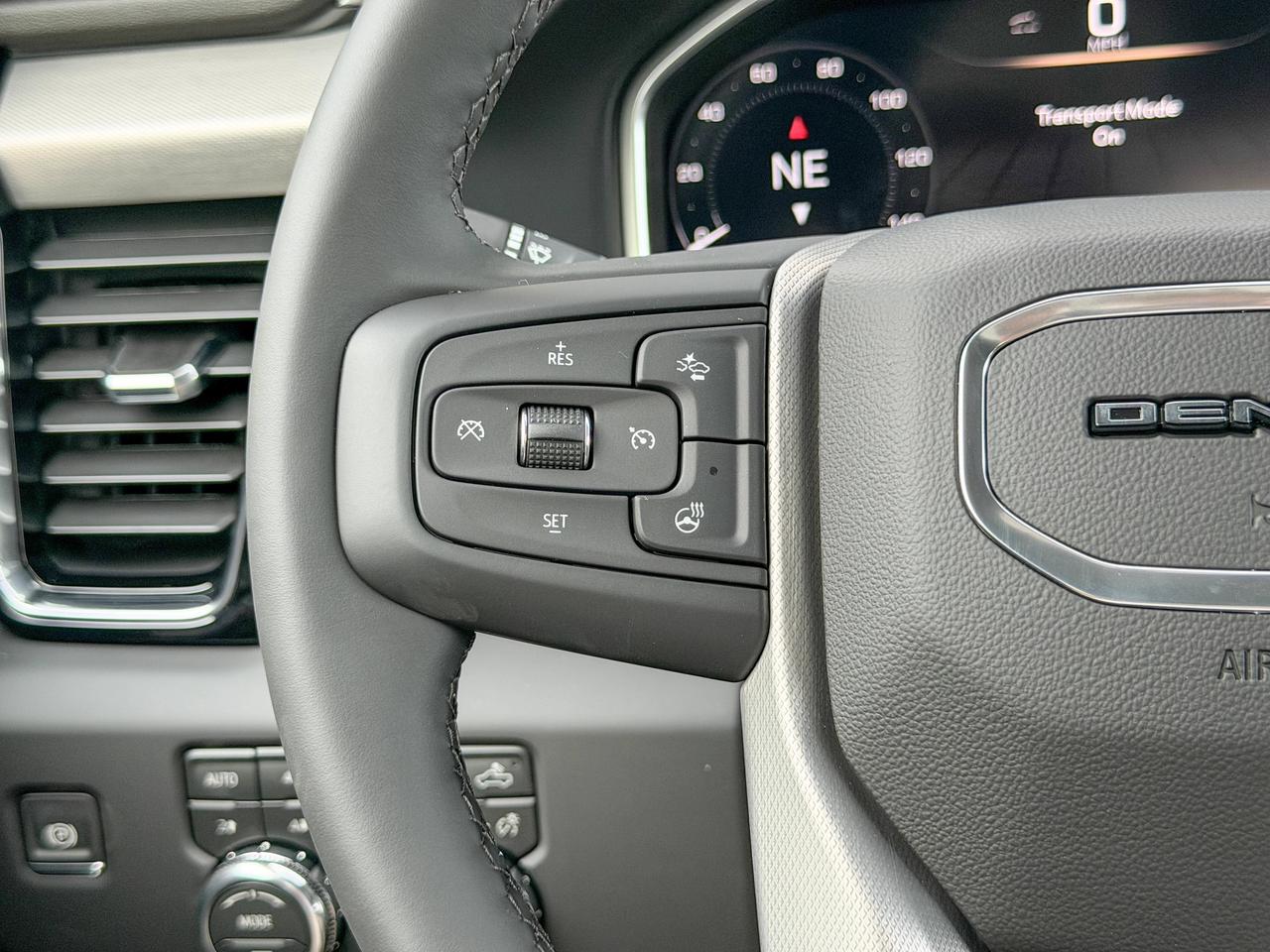 2026 GMC SIERRA 2500HD DENALI Photo
