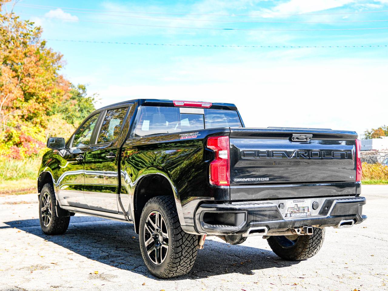 2024 Chevrolet Silverado 1500 LT Trail Boss Photo