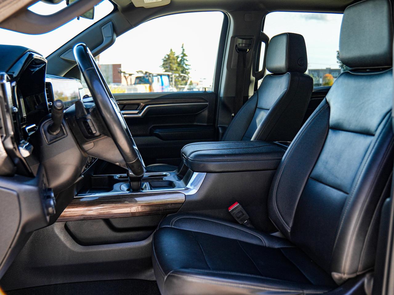 2024 Chevrolet Silverado 1500 LT Trail Boss Photo
