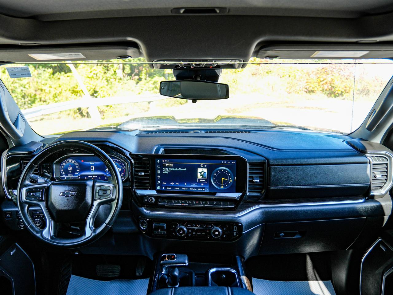 2024 Chevrolet Silverado 1500 LT Trail Boss Photo