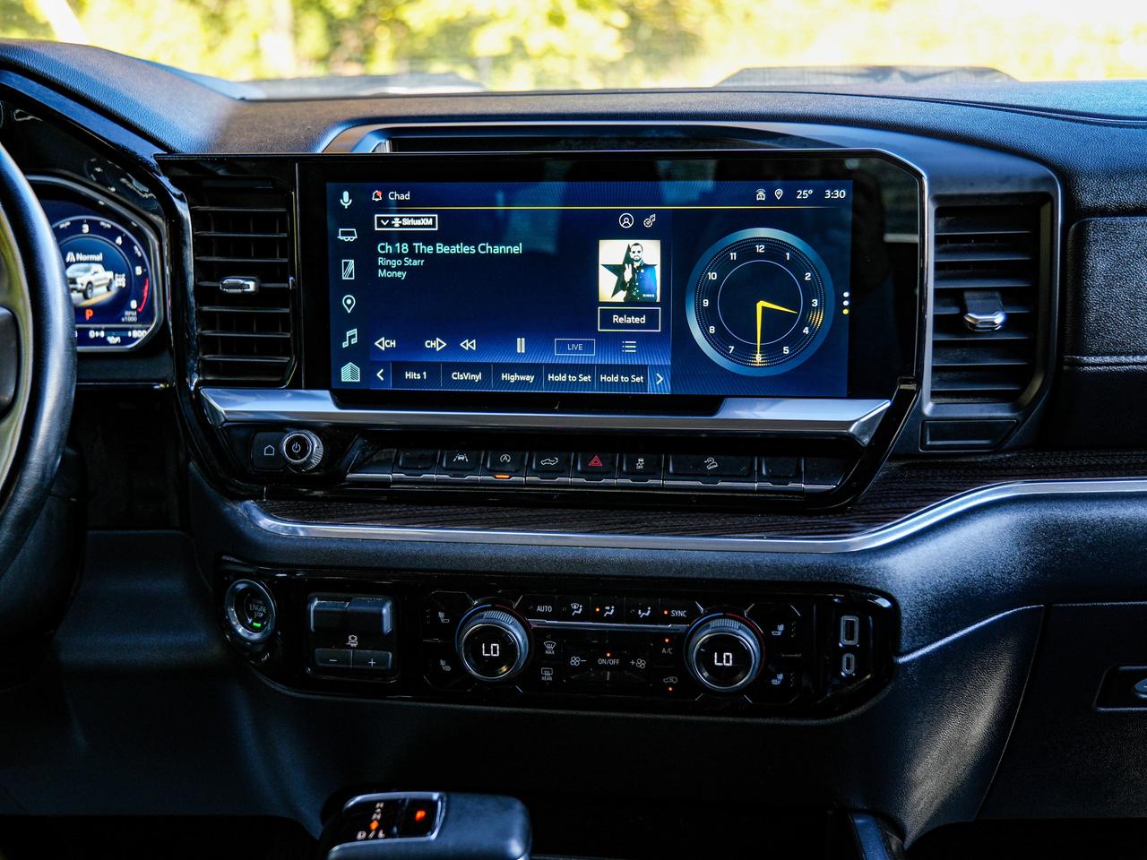 2024 Chevrolet Silverado 1500 LT Trail Boss Photo