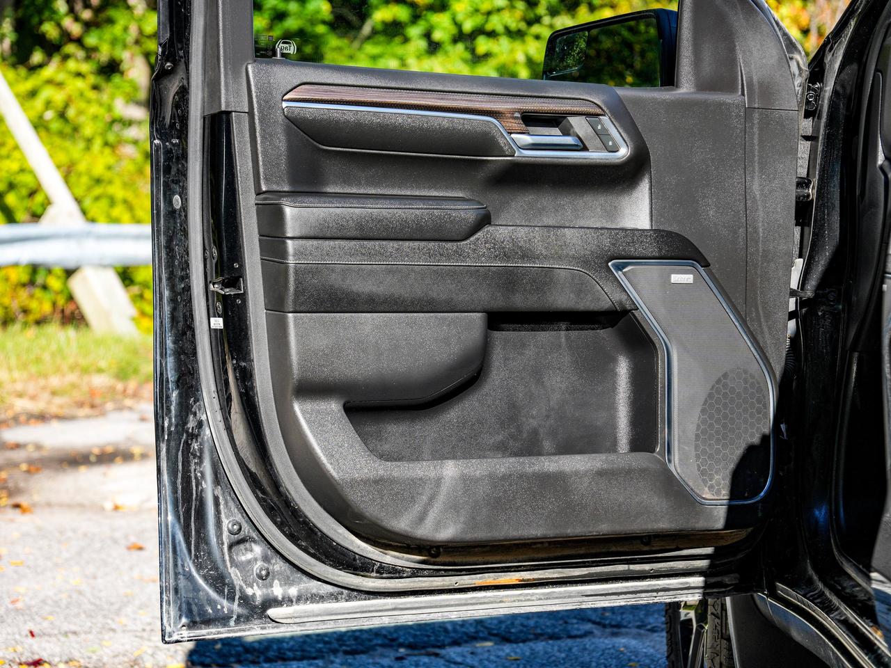 2024 Chevrolet Silverado 1500 LT Trail Boss Photo