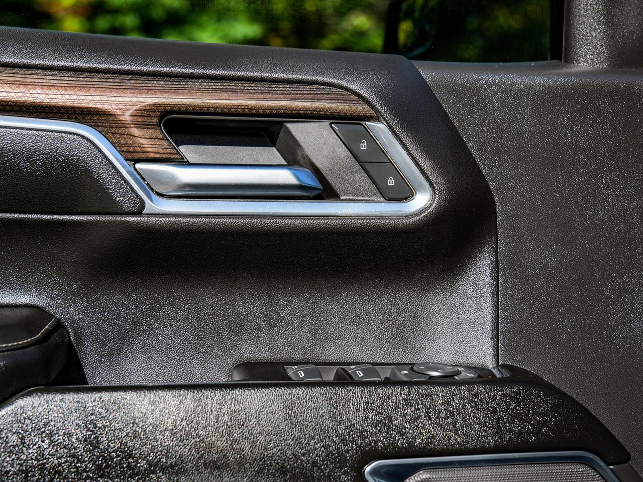 2024 Chevrolet Silverado 1500 LT Trail Boss Photo