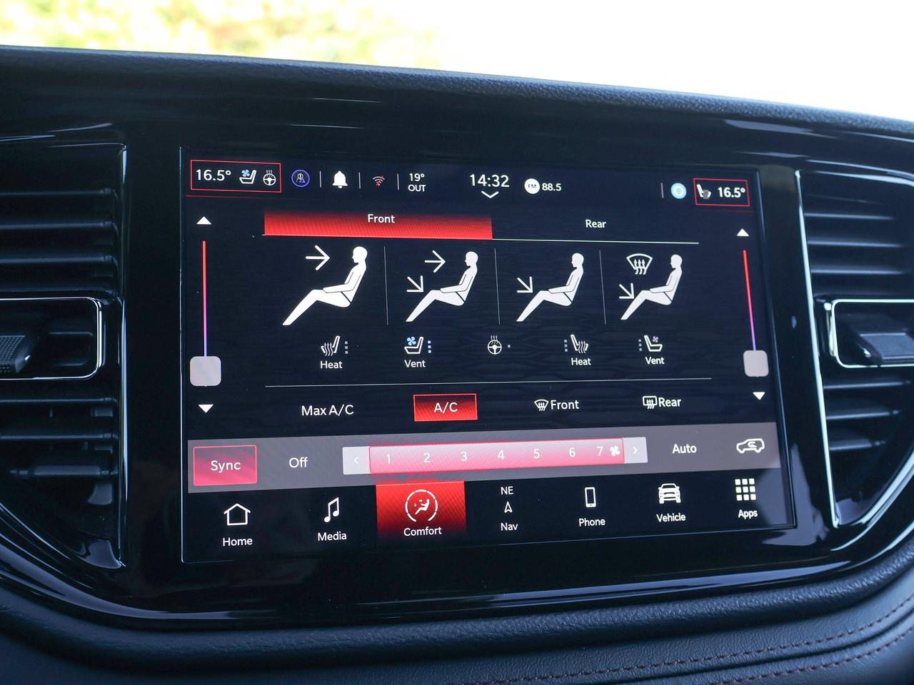 2026 Dodge Durango GT HEMI V8 Plus Photo