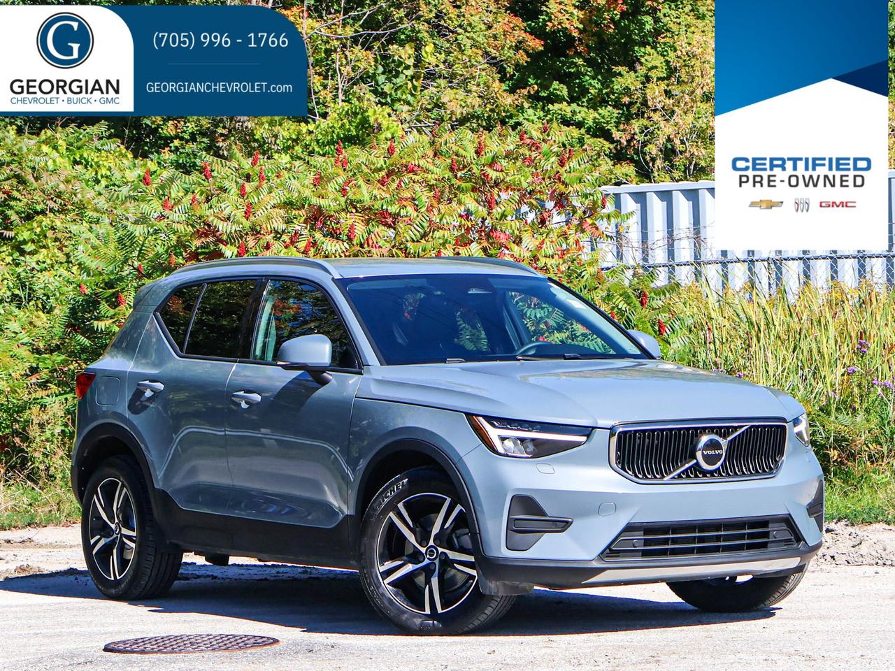 2023 Volvo XC40 Core Photo0