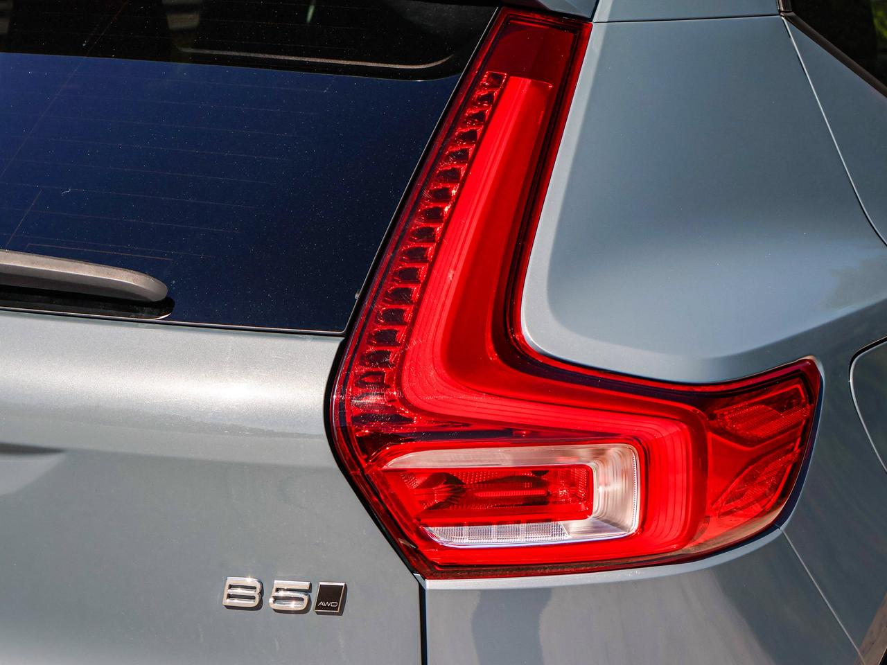 2023 Volvo XC40 Core Photo
