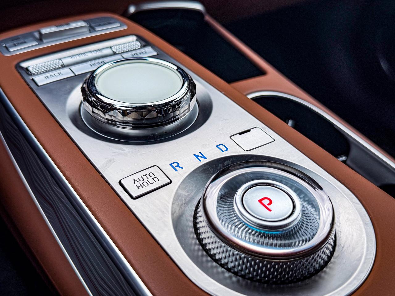 2023 Genesis GV70 2.5T Advanced Plus Photo