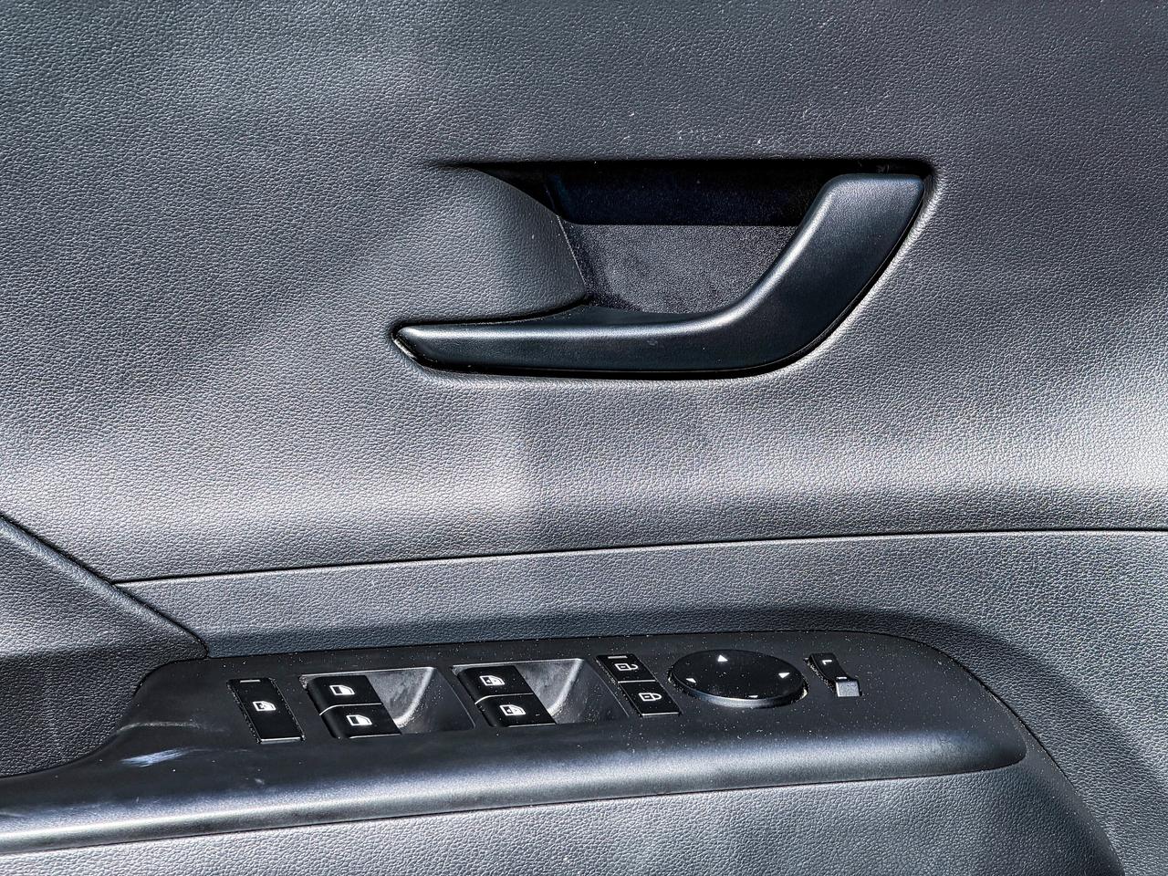 2024 Hyundai KONA Preferred Photo