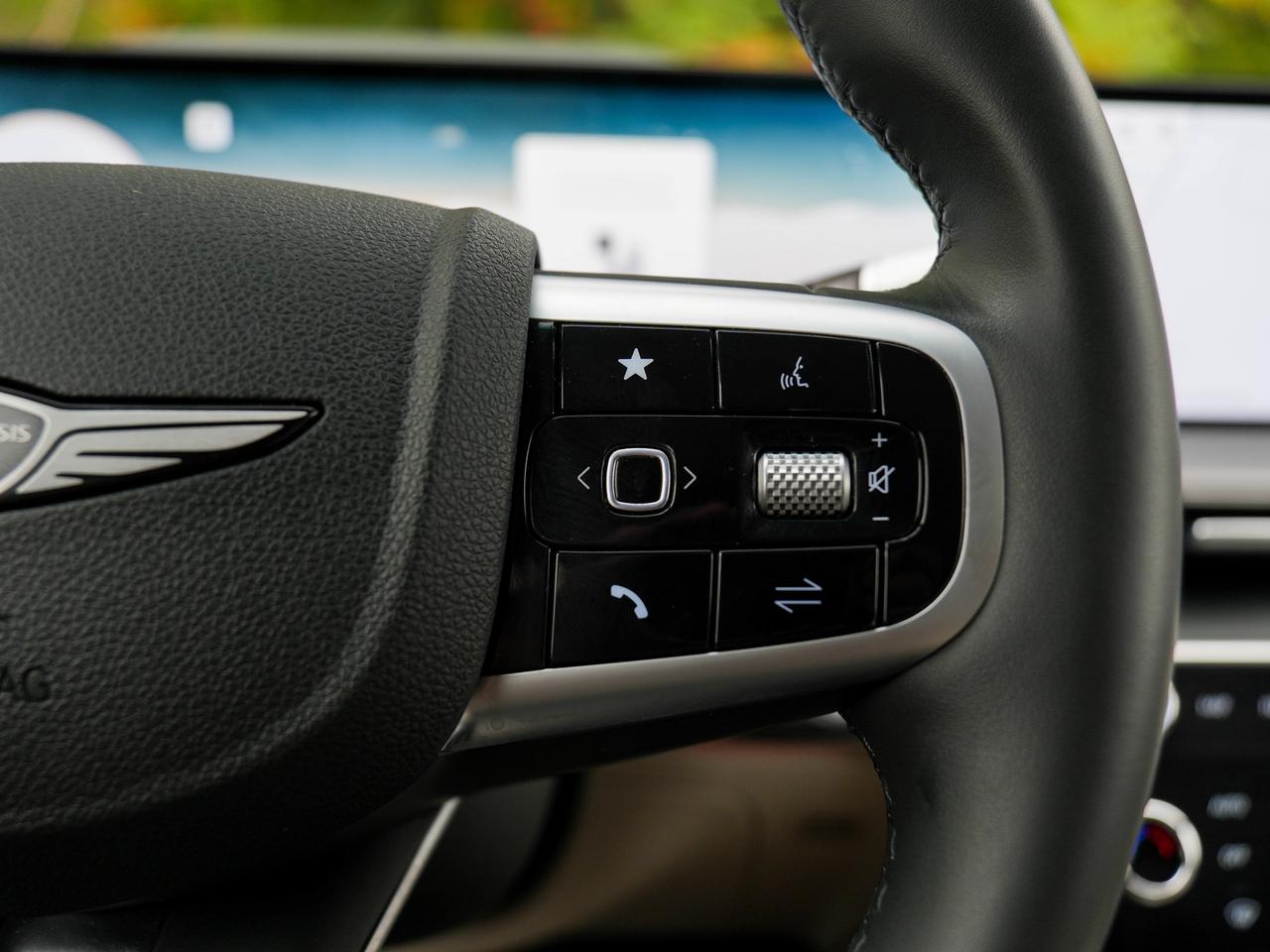 2025 Genesis GV80 2.5T Advanced Photo