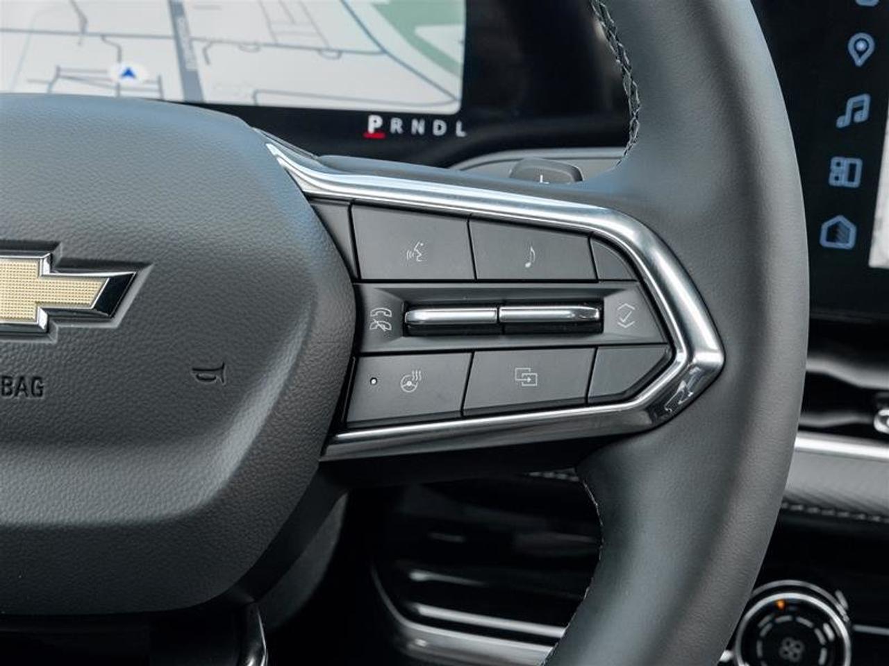 2027 Chevrolet Equinox LT Photo