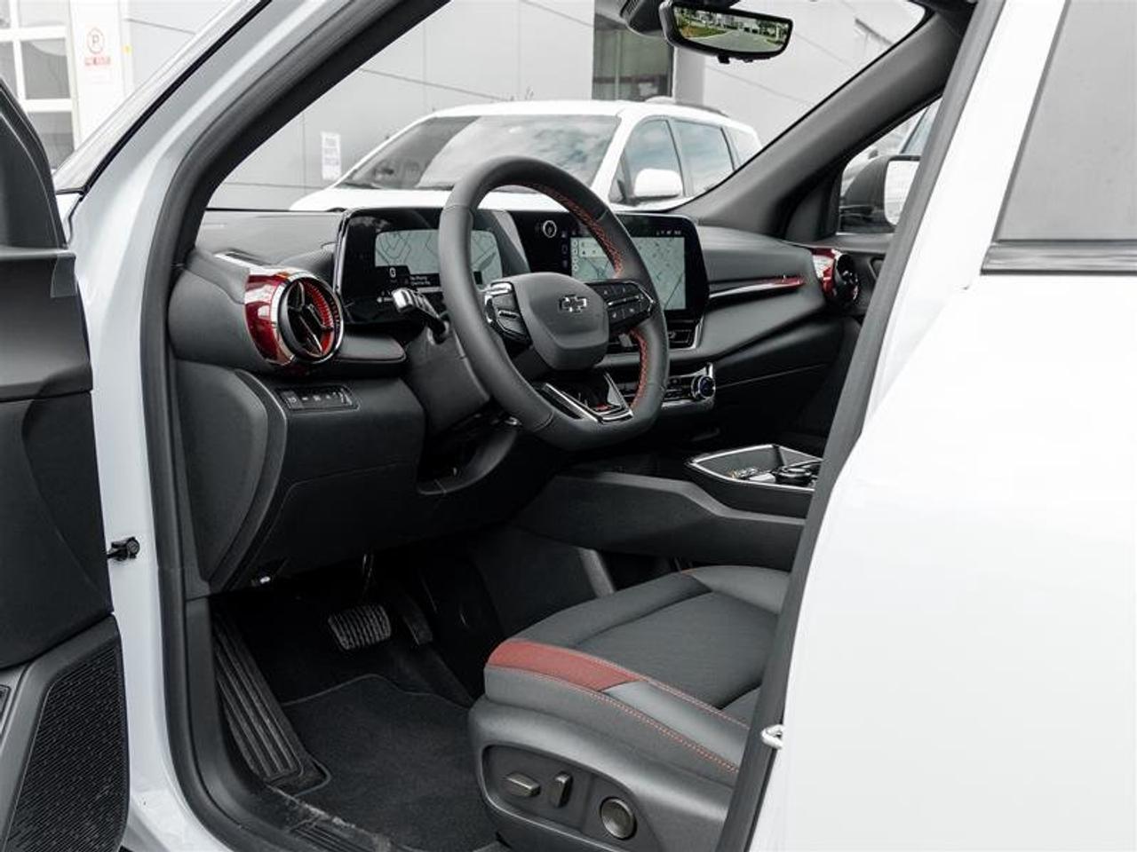 2027 Chevrolet Equinox RS Photo