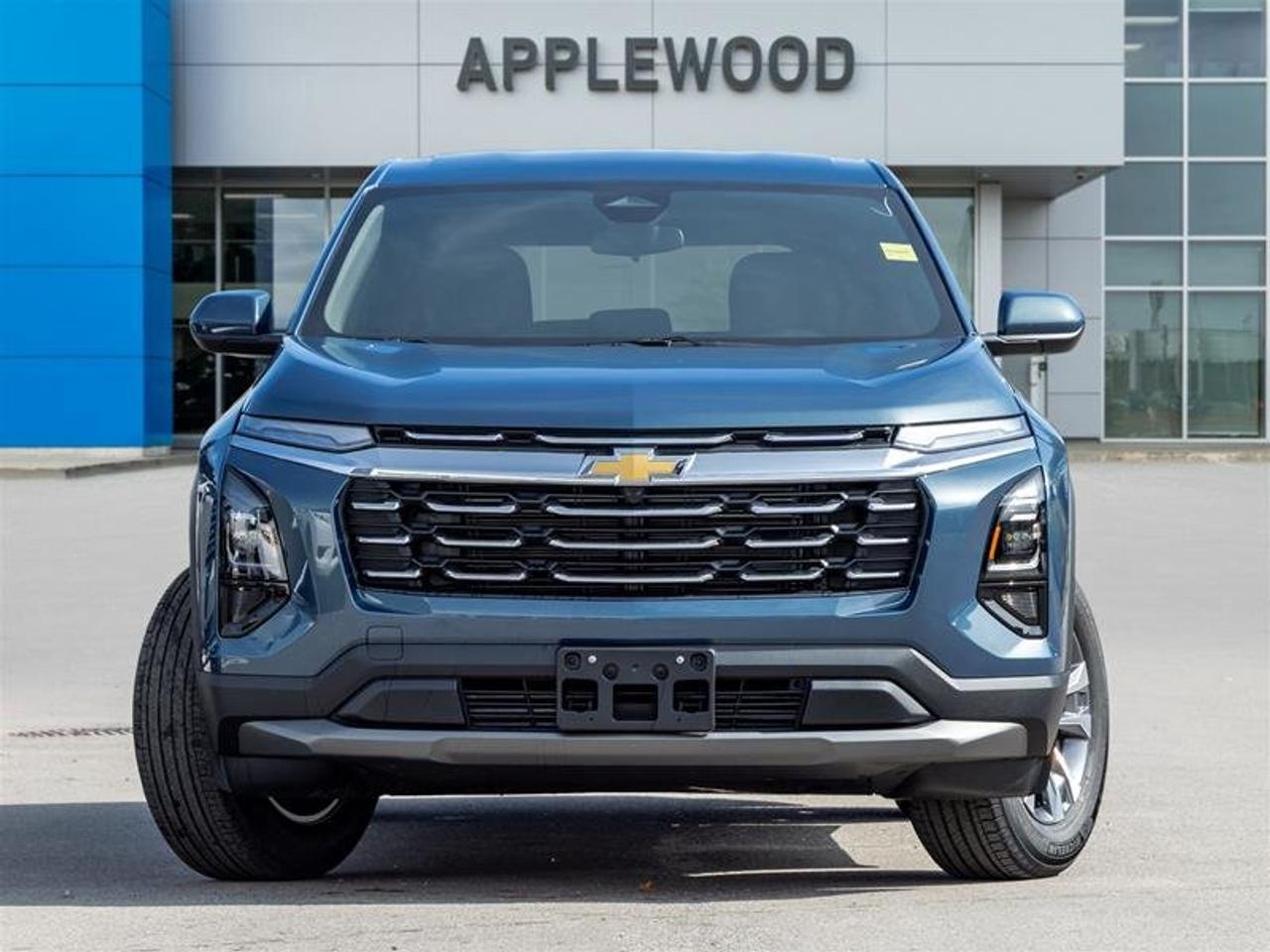 2027 Chevrolet Equinox LT Photo5