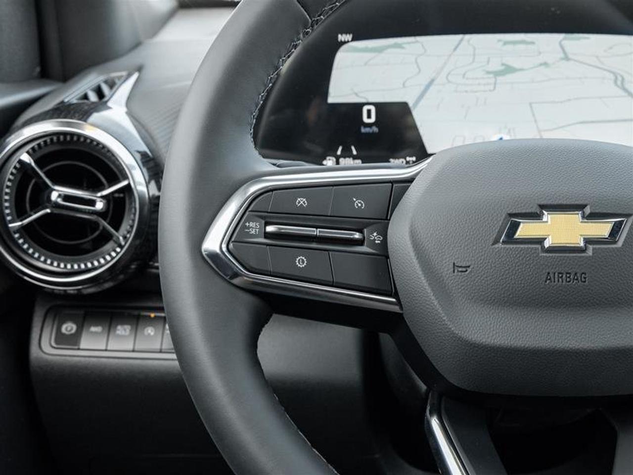 2027 Chevrolet Equinox LT Photo