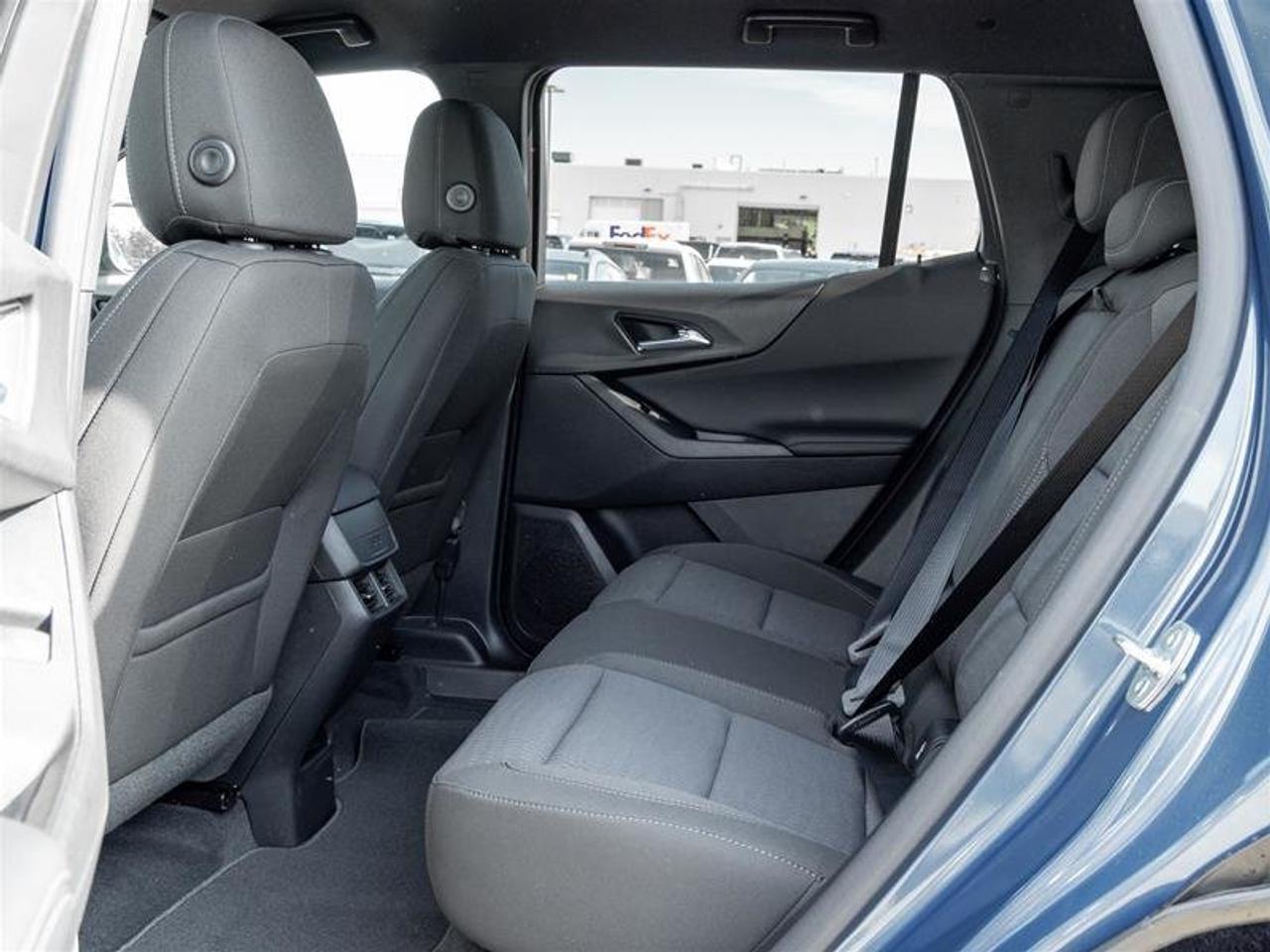 2027 Chevrolet Equinox LT Photo
