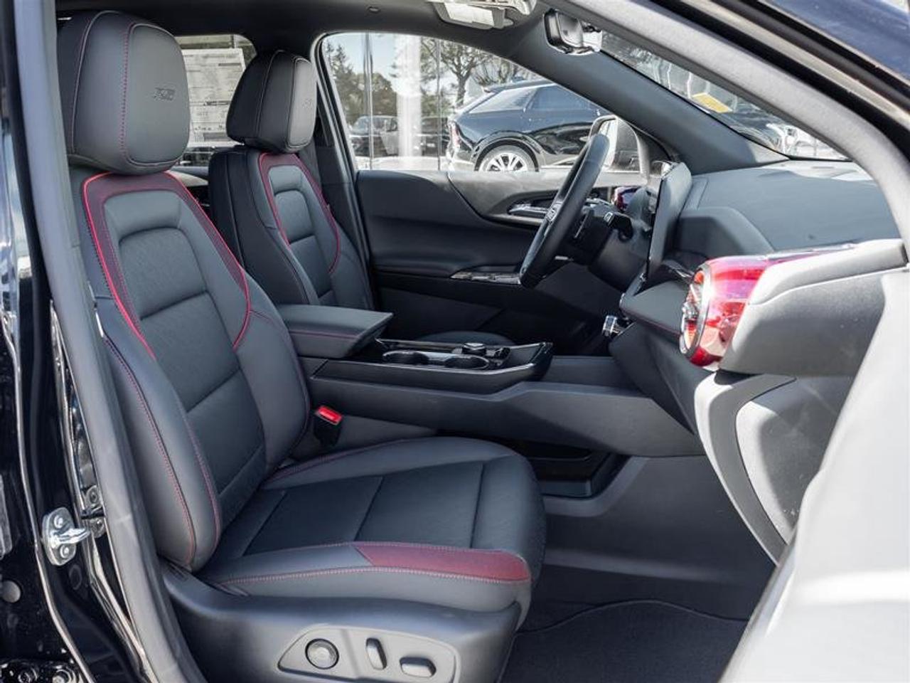 2027 Chevrolet Equinox RS Photo