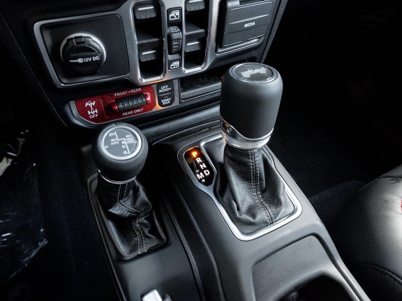 2027 Jeep Wrangler 4-Door RUBICON X Photo