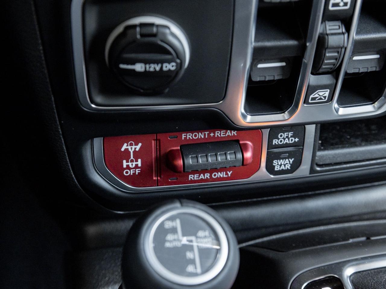 2027 Jeep Wrangler 4-Door RUBICON X Photo