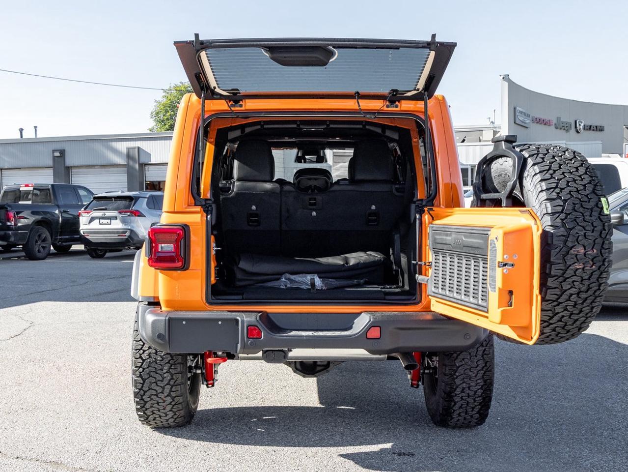 2027 Jeep Wrangler 4-Door RUBICON X Photo