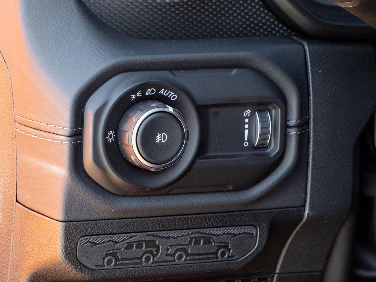 2027 Jeep Wrangler 4-Door RUBICON X Photo