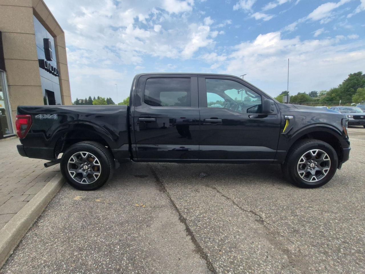 2024 Ford F-150 STX! SPORT PACKAGE WITH 20'S! REAR CAMERA! Photo4