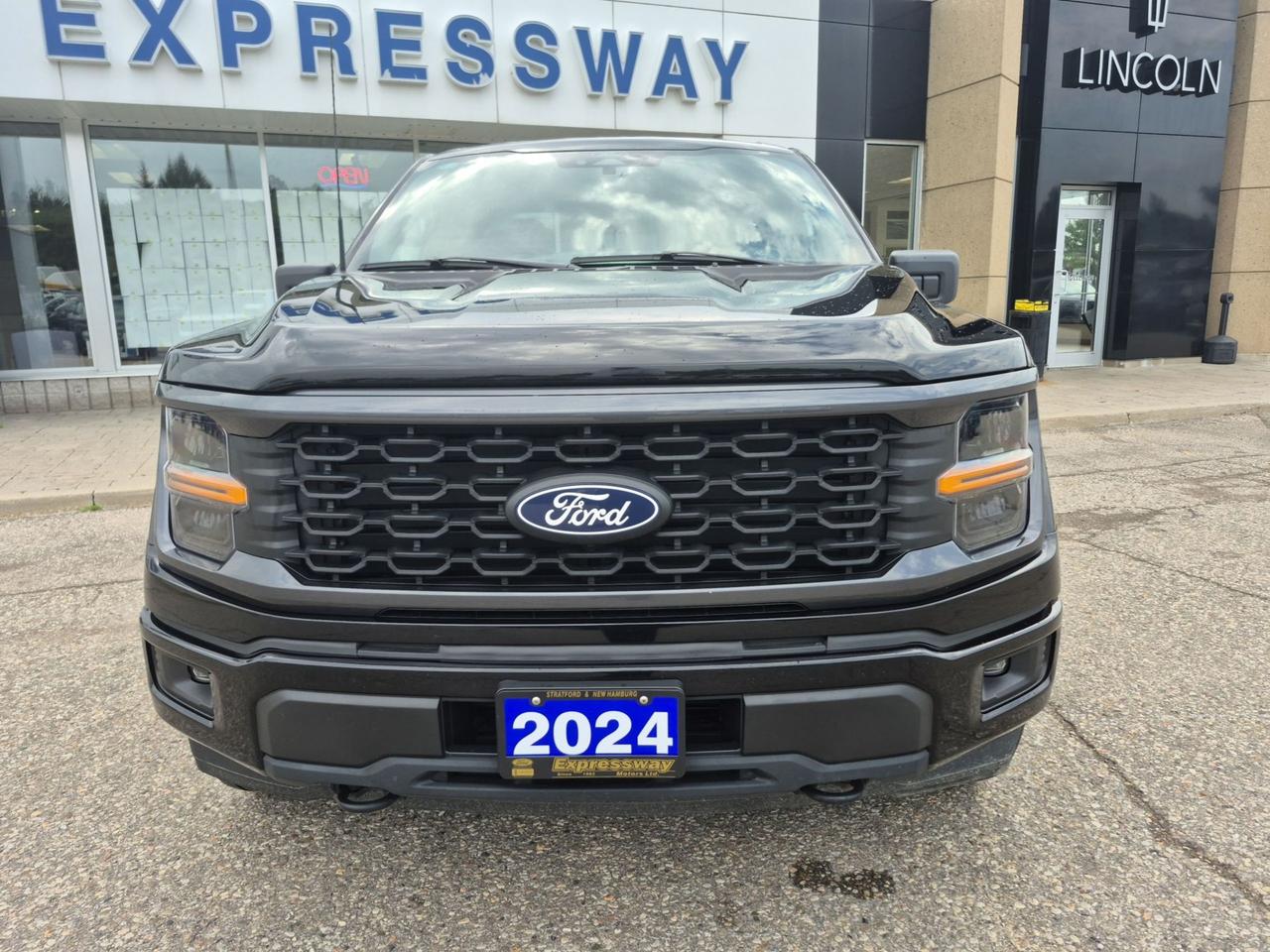 2024 Ford F-150 STX! SPORT PACKAGE WITH 20'S! REAR CAMERA! Photo2