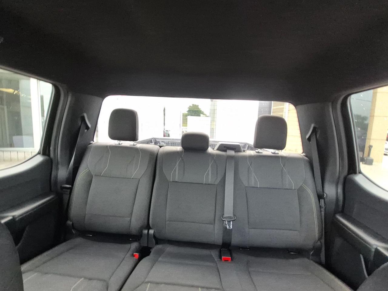 2024 Ford F-150 STX! SPORT PACKAGE WITH 20'S! REAR CAMERA! Photo