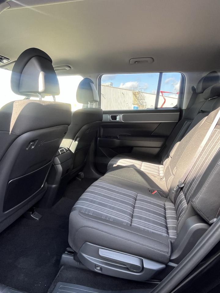 2026 Hyundai Santa Fe PREFERRED HEV 7 PASSENGERS Photo