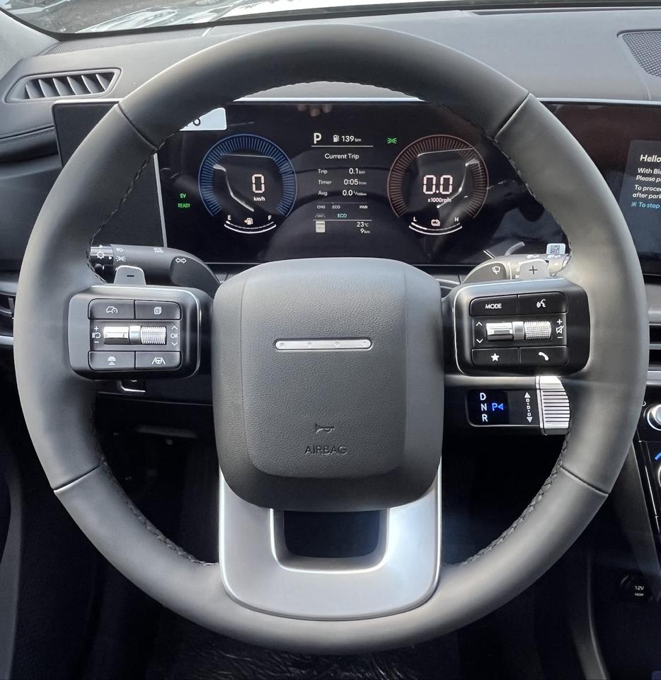 2026 Hyundai Santa Fe PREFERRED HEV 7 PASSENGERS Photo