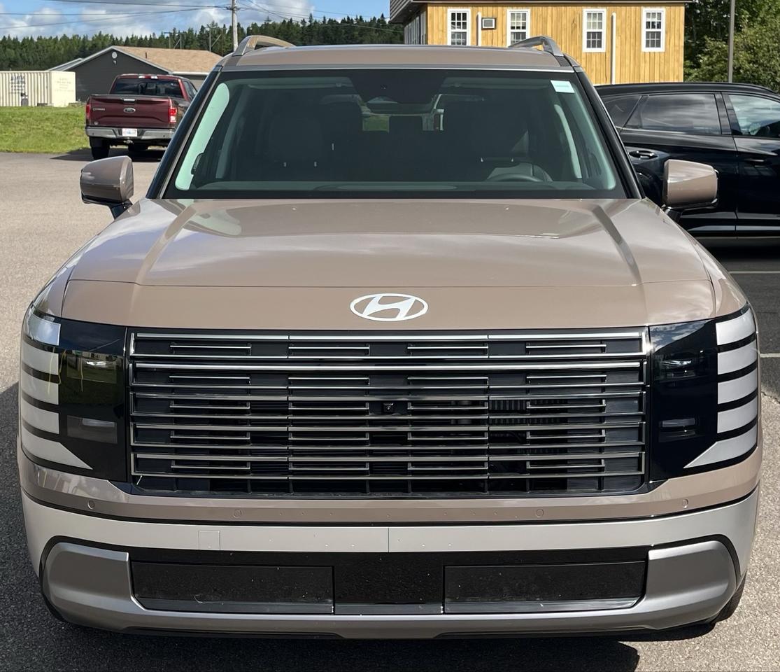 2027 Hyundai PALISADE LUXURY HEV 7 7 PASSENGERS Photo