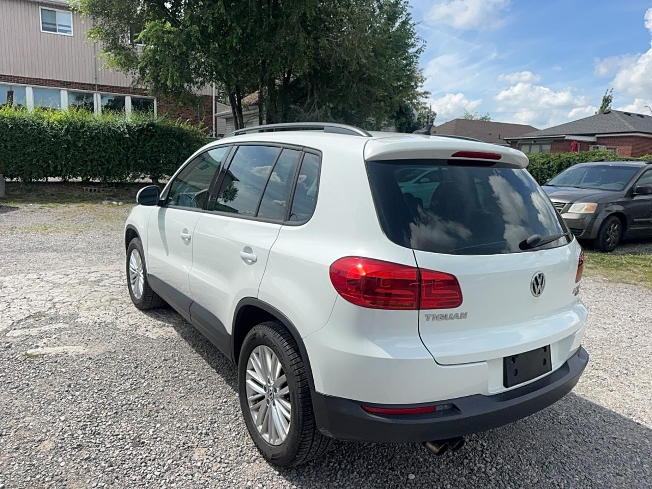 2016 Volkswagen Tiguan COMFORTLINE Photo4
