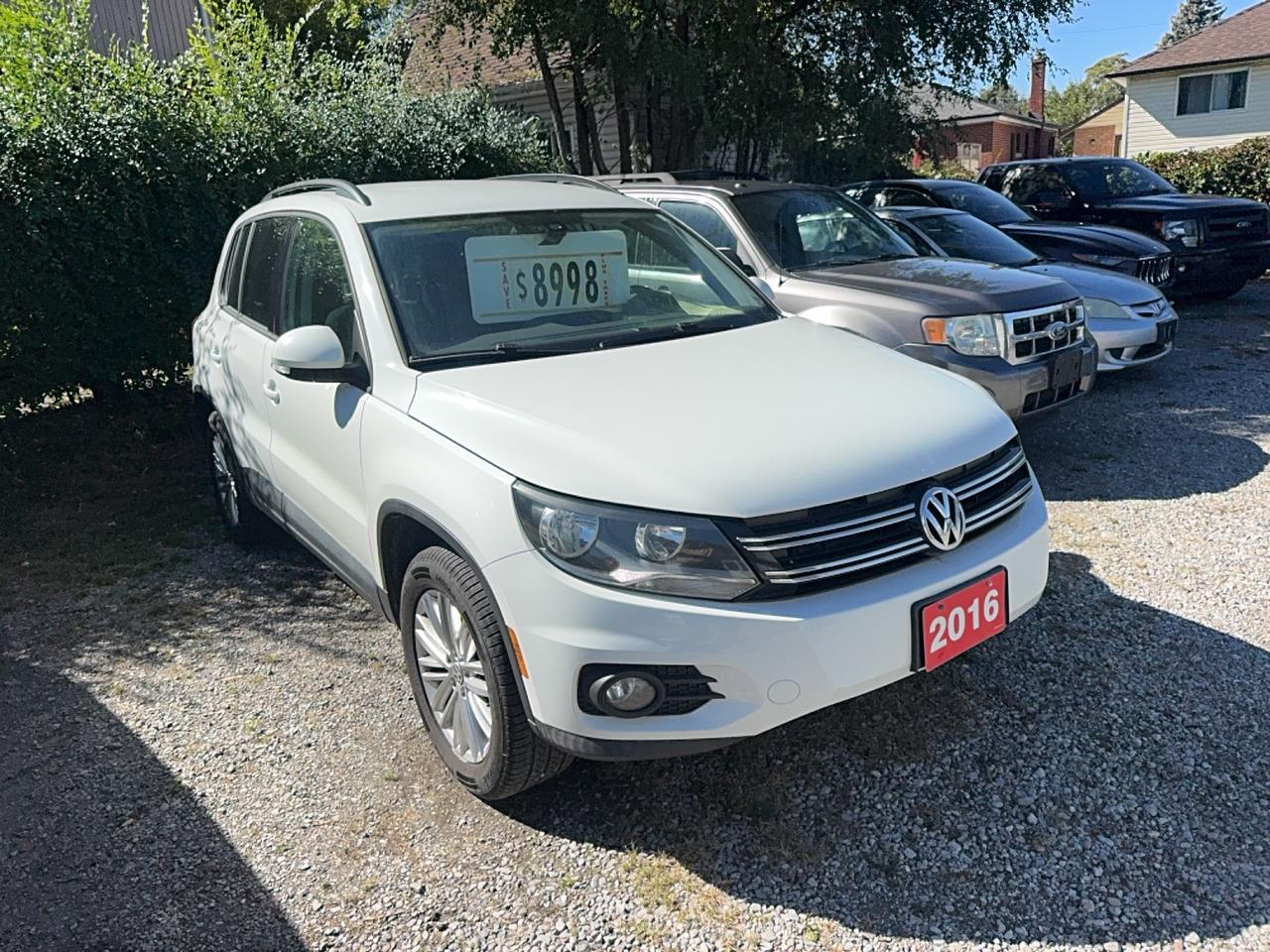 2016 Volkswagen Tiguan COMFORTLINE Photo1