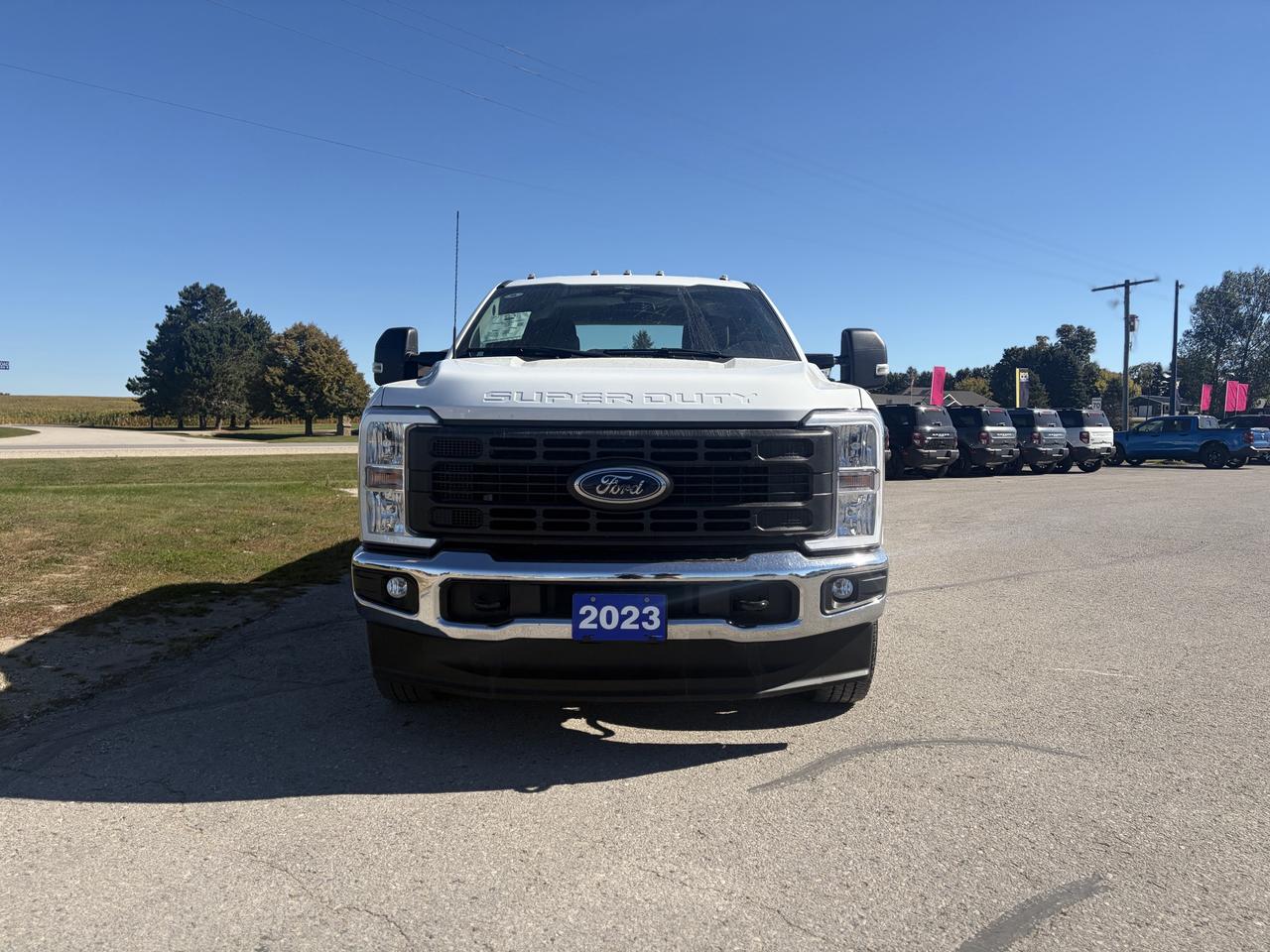 2023 Ford F-350 XL 4WD Crew Cab 8' Box Photo1