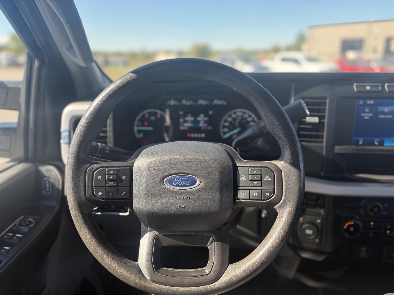 2023 Ford F-350 XL 4WD Crew Cab 8' Box Photo