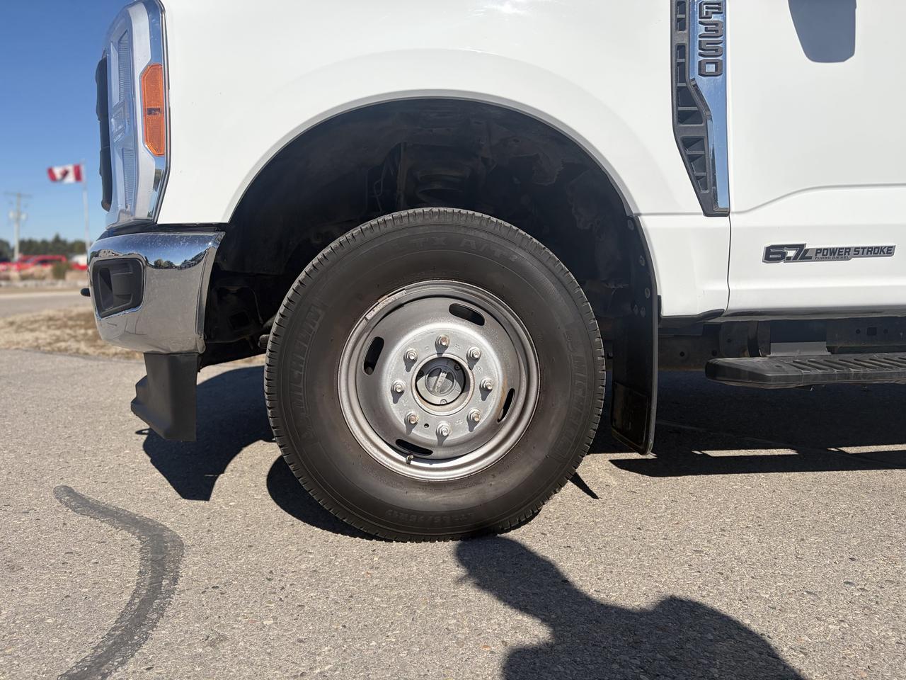 2023 Ford F-350 XL 4WD Crew Cab 8' Box Photo