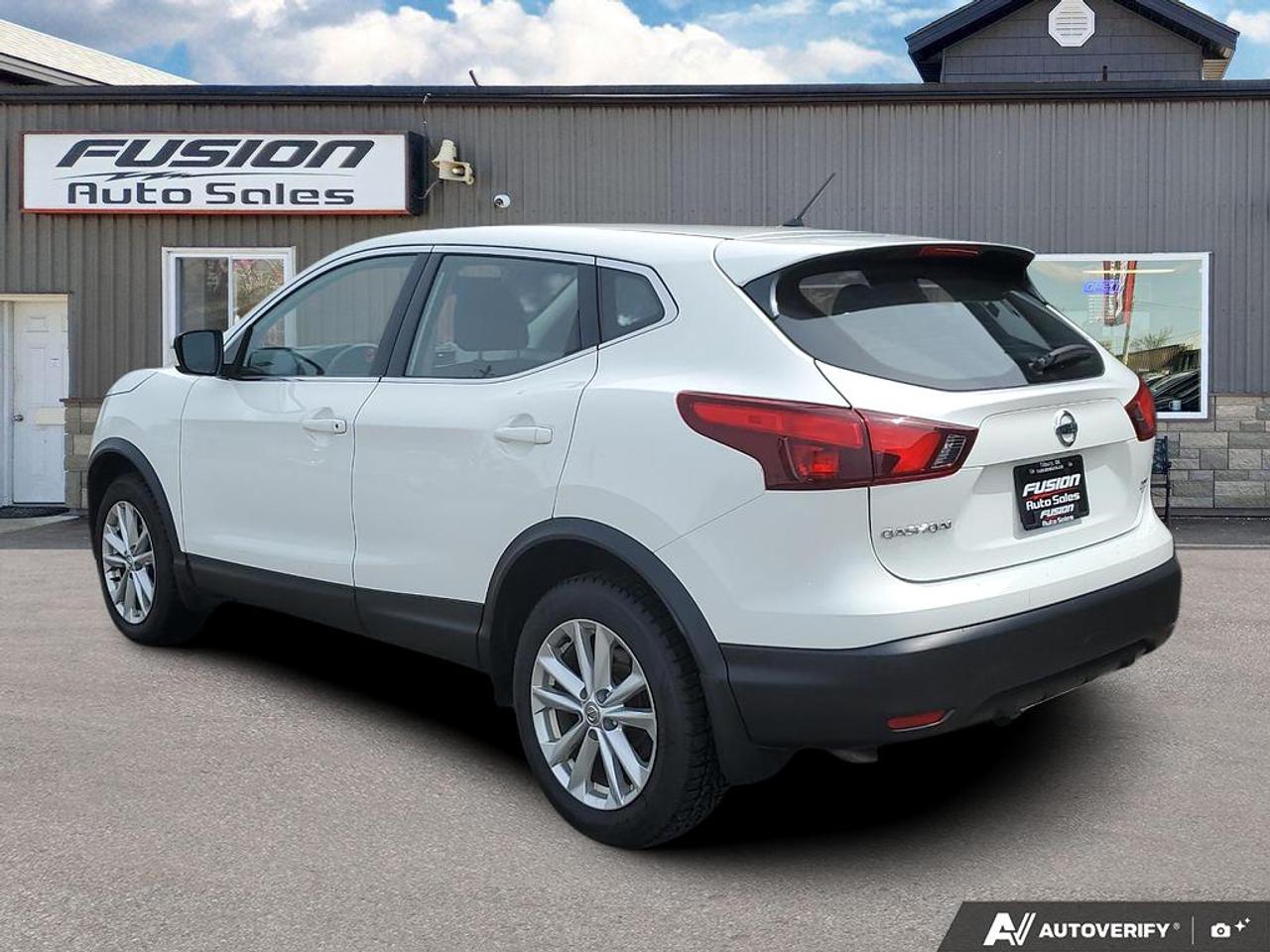 2018 Nissan Qashqai S Photo
