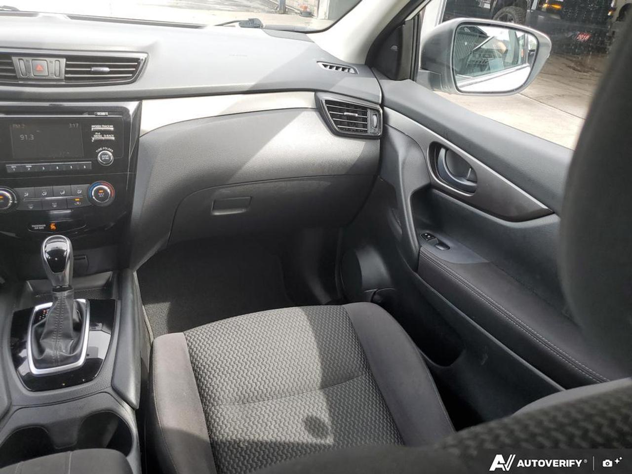 2018 Nissan Qashqai S Photo