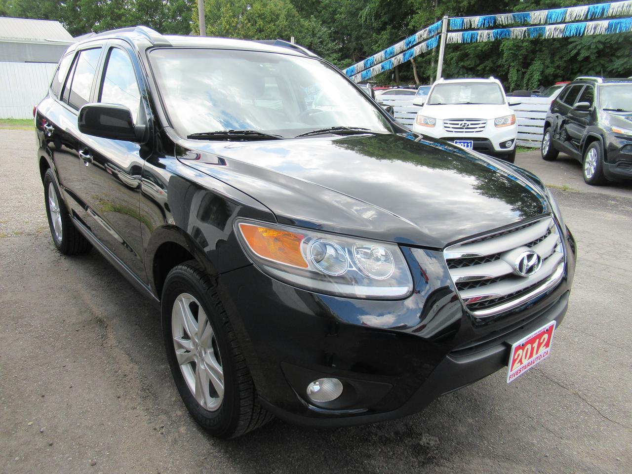 2012 Hyundai Santa Fe GL Sport - ALL WHEEL DRIVE Photo1