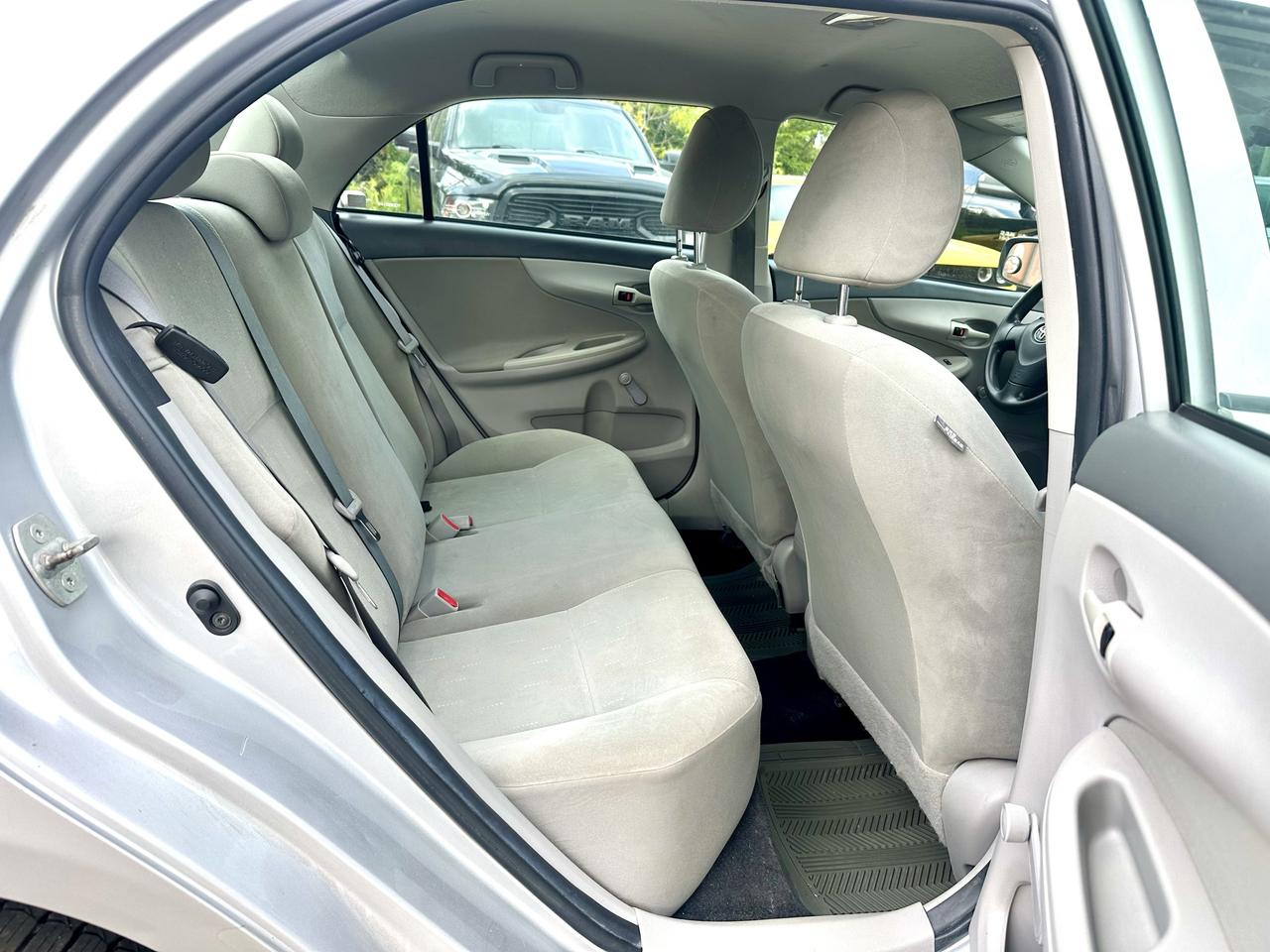 1787768903649