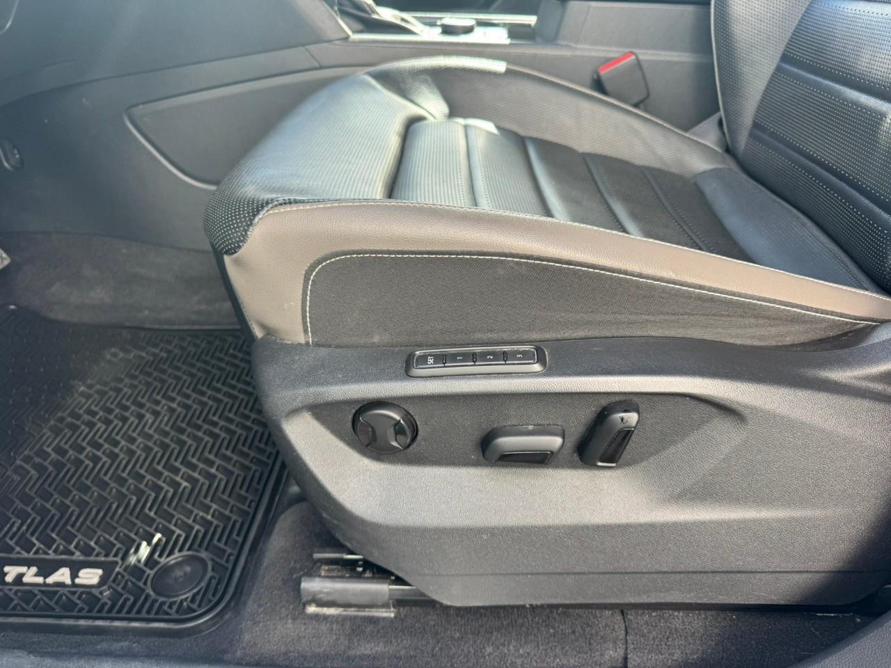 2022 Volkswagen Atlas Highline 3.6 FSI 4MOTION Photo