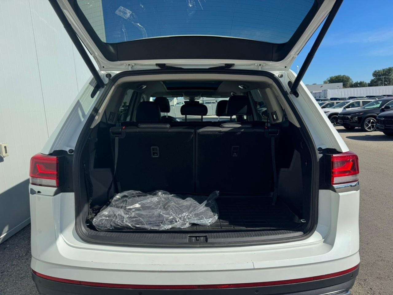 2022 Volkswagen Atlas Highline 3.6 FSI 4MOTION Photo
